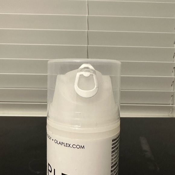 Olaplex no. 8 bond intense moisture hair mask - Picture 3 of 3